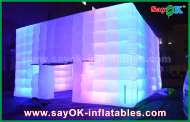 o PVC exterior inflável da barraca revestiu a barraca inflável do cubo gigante com o ventilador da luz/ar da mudança da cor